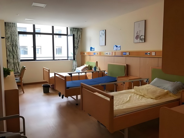 深圳入户有那些工种_重绘仙侠世界《凡人修仙传》开播 每日由医院安排医房生按时查